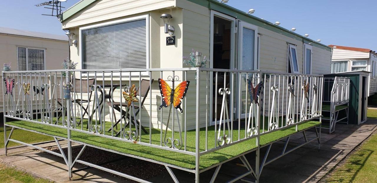 I 10 Caravan 4 Berth Chase Caravan Park Ingoldmells Exterior foto